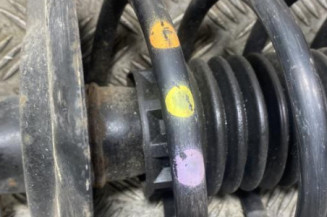 Amortisseur avant droit PEUGEOT 2008 1