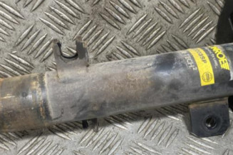 Amortisseur avant droit PEUGEOT 2008 1