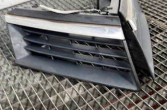 Calandre RENAULT VEL SATIS