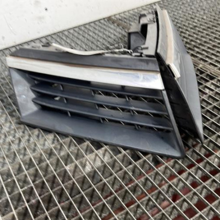 Calandre RENAULT VEL SATIS
