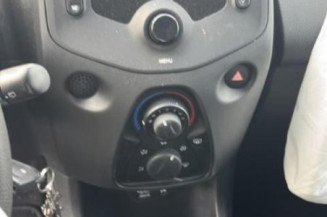 Aerateur tableau de bord avant gauche PEUGEOT 108