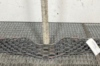 Calandre TOYOTA YARIS 2 Photo n°1