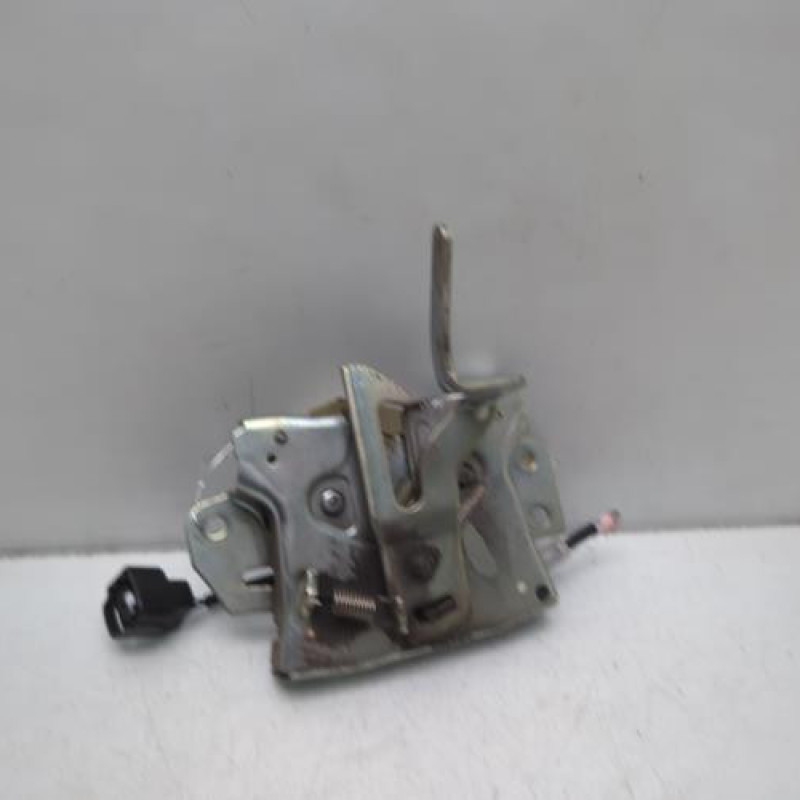 Fermeture de capot MITSUBISHI SPACE STAR 3 Photo n°1