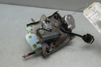 Fermeture de capot MITSUBISHI SPACE STAR 3