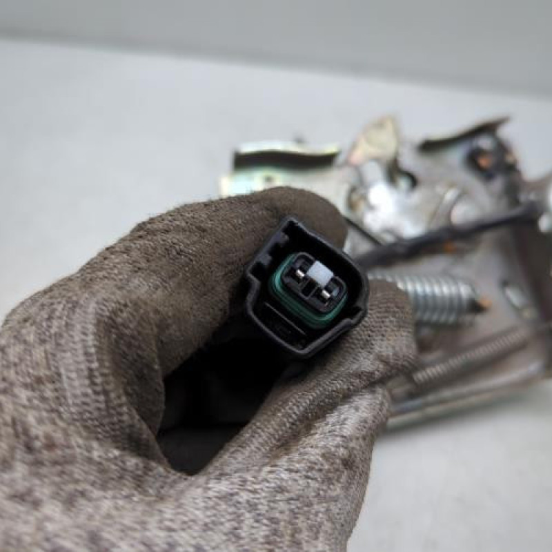 Fermeture de capot MITSUBISHI SPACE STAR 3 Photo n°4