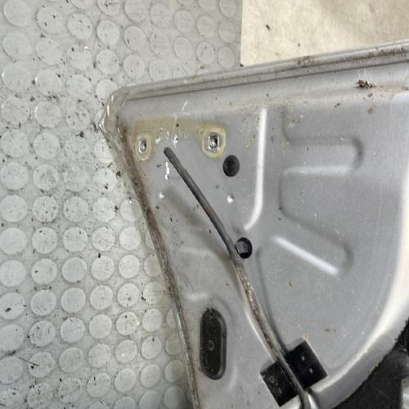 Capot RENAULT LAGUNA 3 Photo n°7