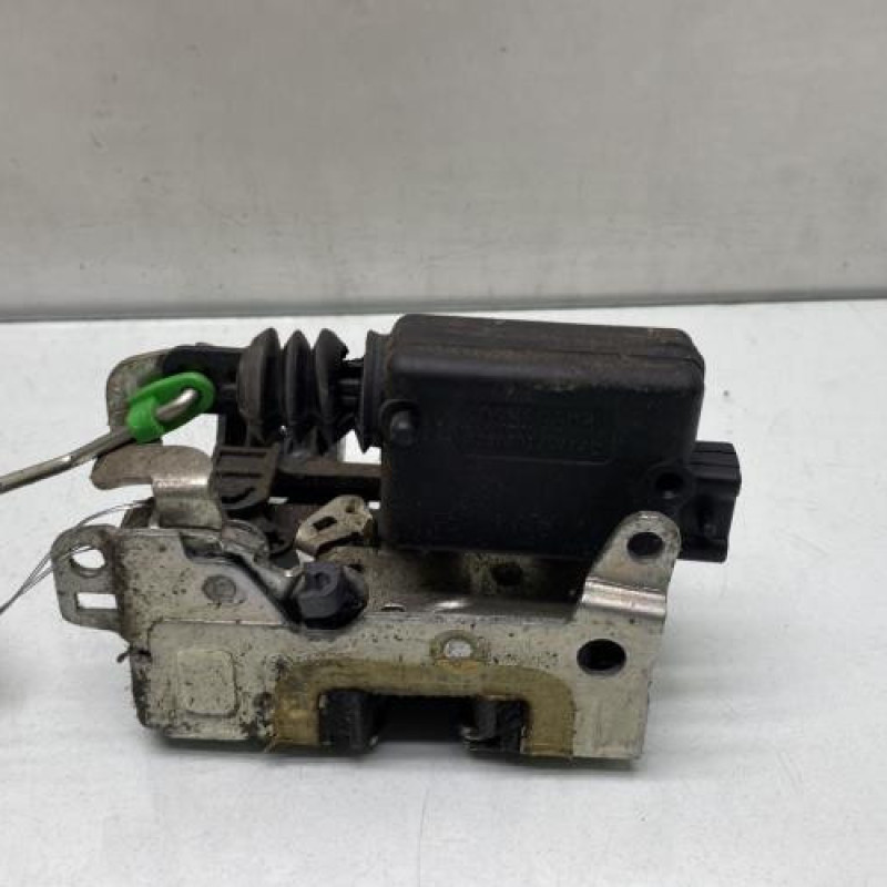 Serrure avant gauche DACIA SANDERO 1 Photo n°3