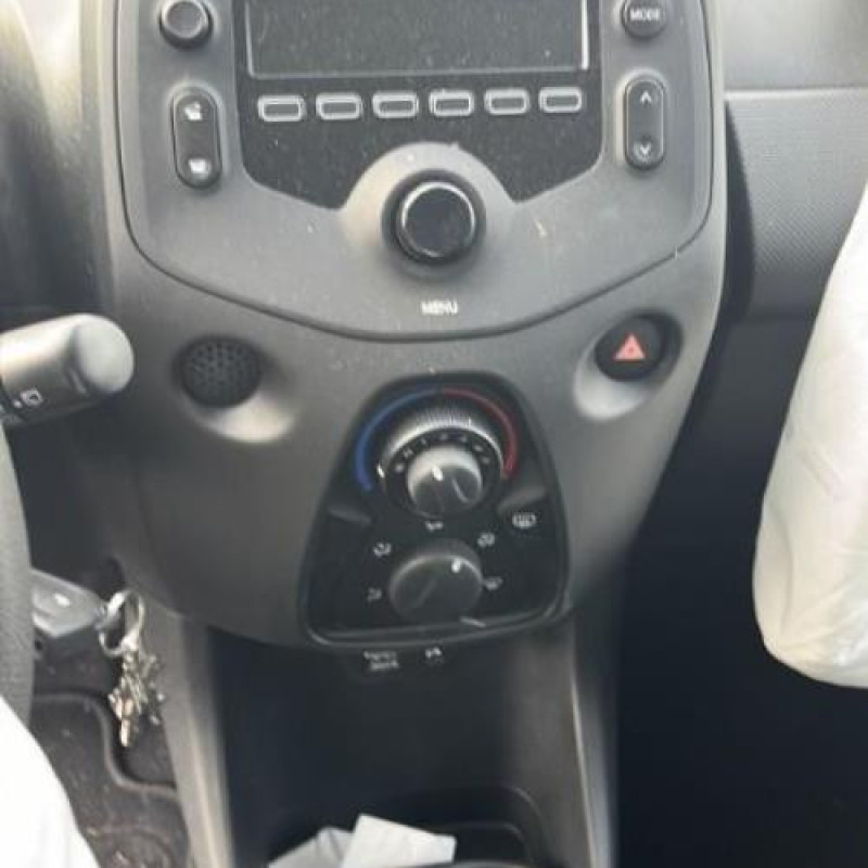 Pedale de frein PEUGEOT 108 Photo n°20