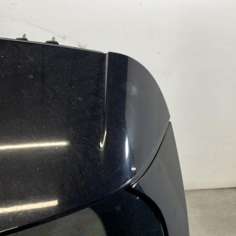 Malle/Hayon arriere MERCEDES CLASSE A 176 Photo n°3