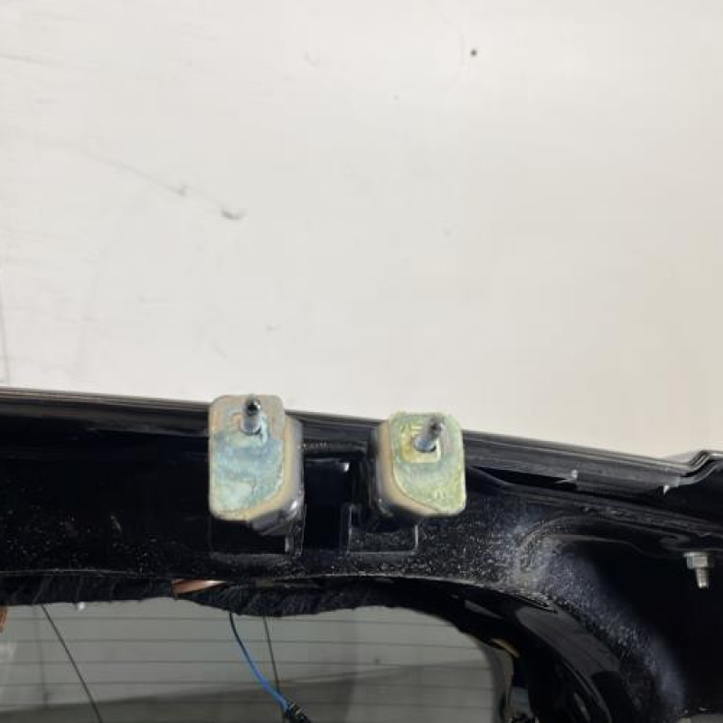 Malle/Hayon arriere MERCEDES CLASSE A 176 Photo n°7