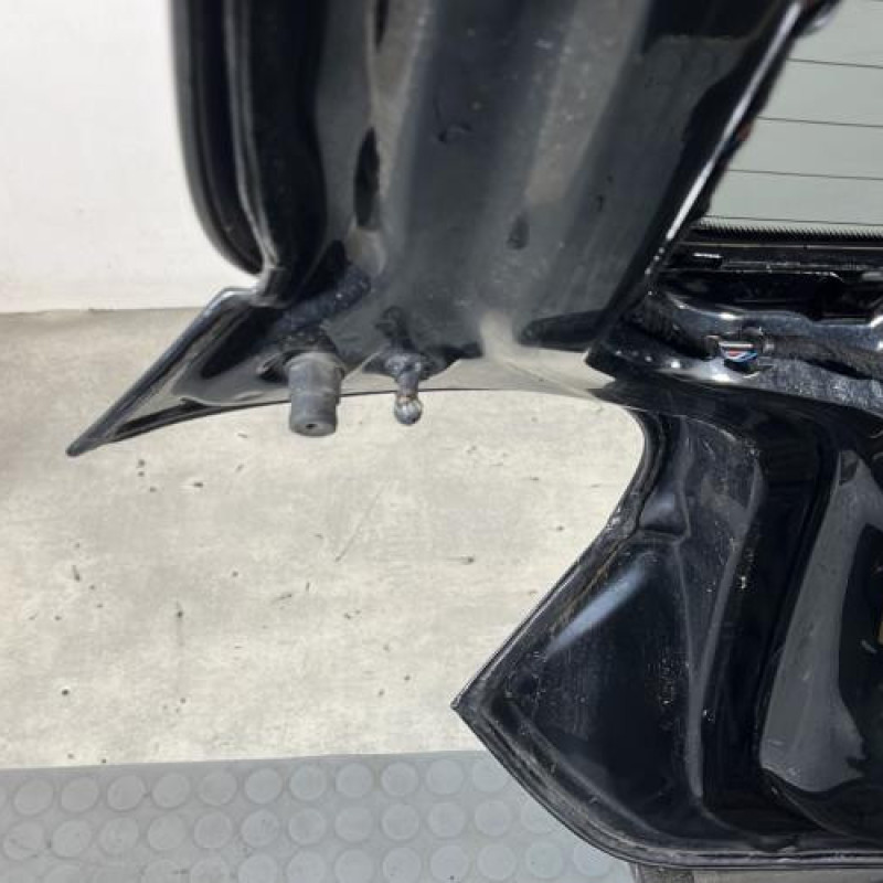 Malle/Hayon arriere MERCEDES CLASSE A 176 Photo n°9