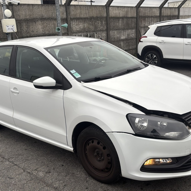 VOLKSWAGEN POLO 5 PHASE 2 1.0 MPI - 12V Photo n°2