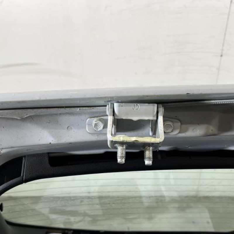 Malle/Hayon arriere KIA CEE-D 2 Photo n°7