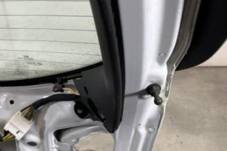 Malle/Hayon arriere KIA CEE-D 2