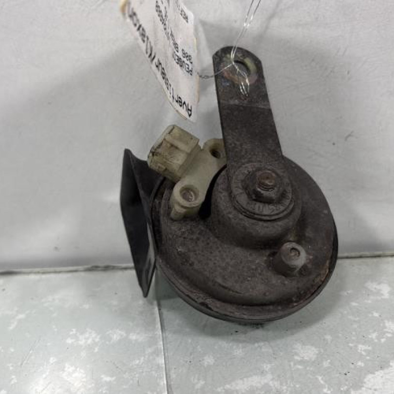 Avertisseur/Klaxon PEUGEOT 306 Photo n°4