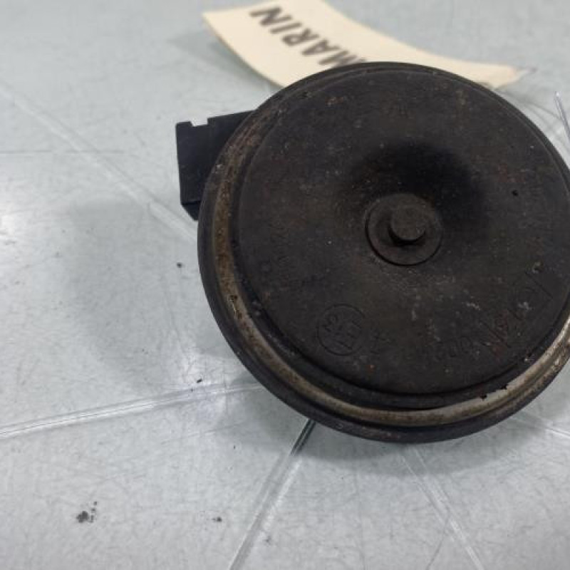 Avertisseur/Klaxon TOYOTA YARIS 2 Photo n°2