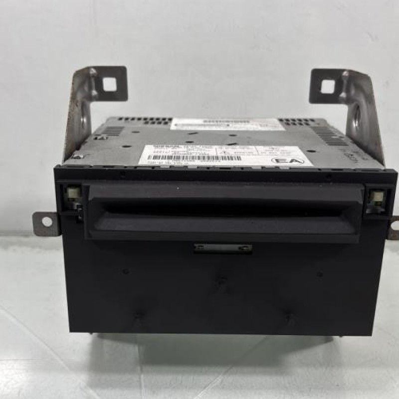 Autoradio d'origine NISSAN PATHFINDER 2 Photo n°1