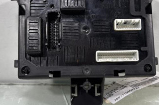 Boitier UCH RENAULT CLIO 3 Photo n°1