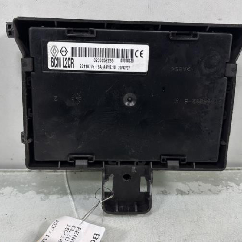 Boitier UCH RENAULT CLIO 3 Photo n°3