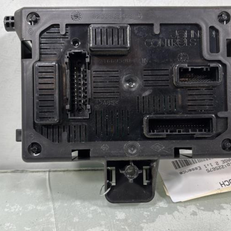 Boitier UCH RENAULT CLIO 3 Photo n°1