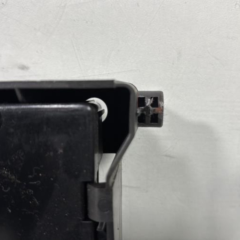 Boitier UCH RENAULT CLIO 3 Photo n°8