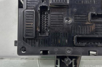 Boitier UCH RENAULT CLIO 3 Photo n°1