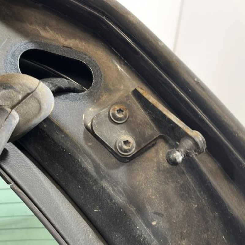 Malle/Hayon arriere RENAULT VEL SATIS Photo n°9