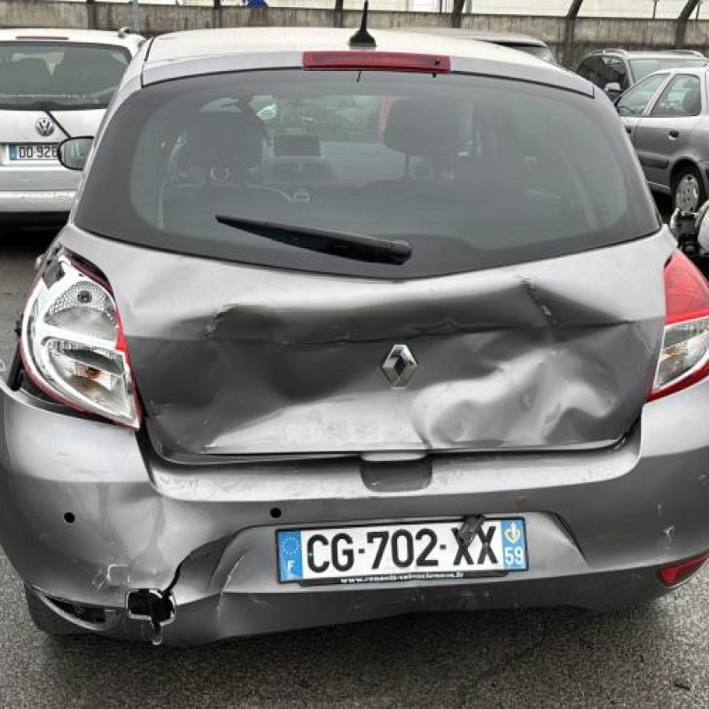 Anti brouillard droit (feux) RENAULT CLIO 3 Photo n°9