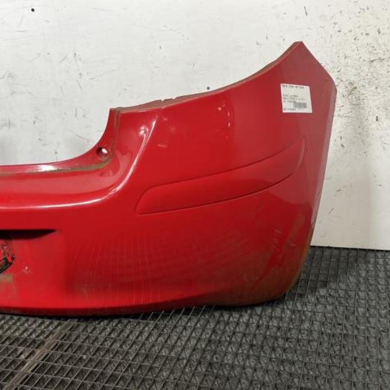 Pare choc arriere TOYOTA YARIS 2 Photo n°3