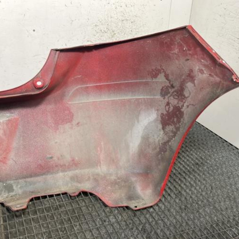 Pare choc arriere TOYOTA YARIS 2 Photo n°6