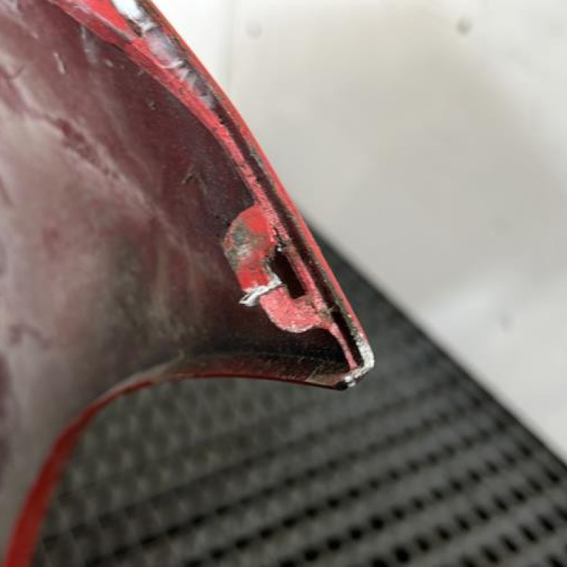 Pare choc arriere TOYOTA YARIS 2 Photo n°8