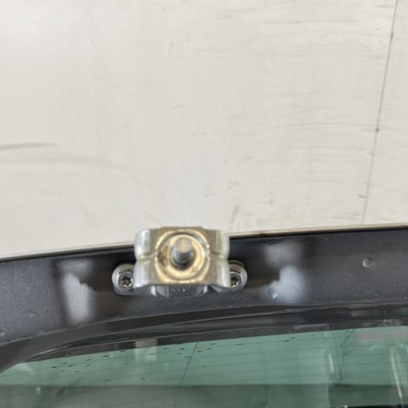 Malle/Hayon arriere VOLKSWAGEN POLO 5 Photo n°6