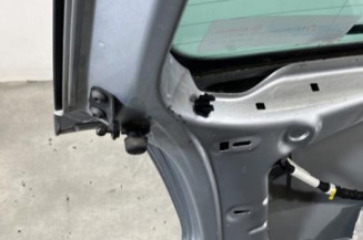 Malle/Hayon arriere VOLKSWAGEN POLO 5