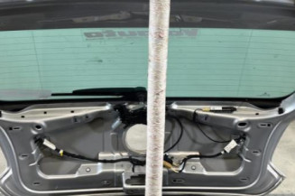 Malle/Hayon arriere VOLKSWAGEN POLO 5