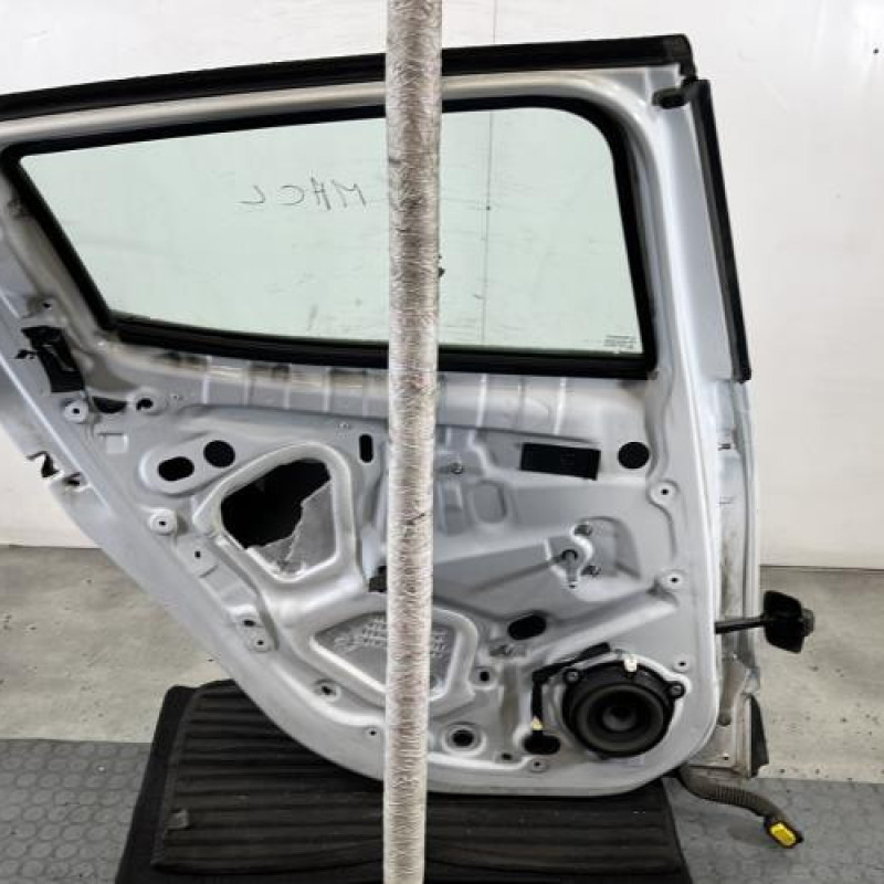 Porte arriere gauche RENAULT CLIO 4 Photo n°7