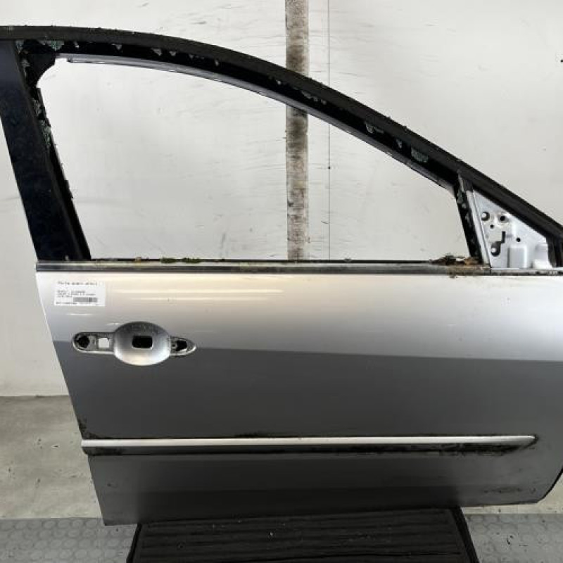 Porte avant droit RENAULT LAGUNA 3 Photo n°1