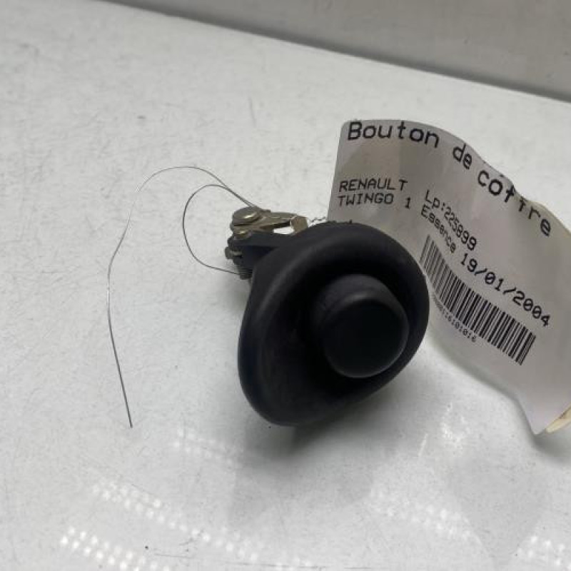 Bouton de coffre RENAULT TWINGO 1 Photo n°1