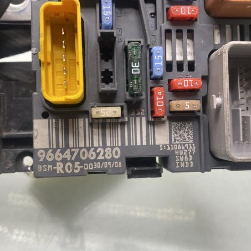 Boitier servitude moteur (BSM) CITROEN C4 1 Photo n°2