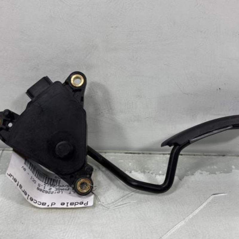 Pedale d'accelerateur RENAULT CLIO 3 Photo n°4