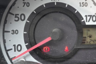 Bras essuie glace avant PEUGEOT 107