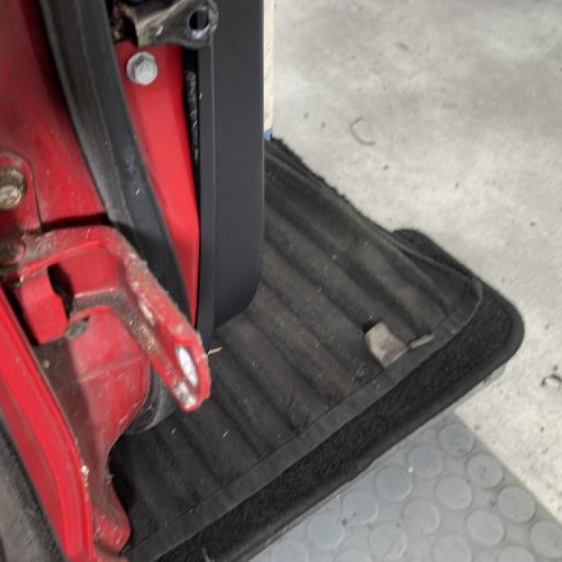 Porte arriere droit TOYOTA YARIS 2 Photo n°6