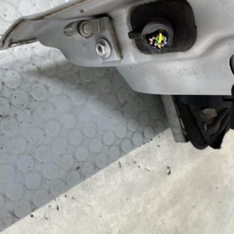 Porte avant droit VOLKSWAGEN POLO 5 Photo n°6