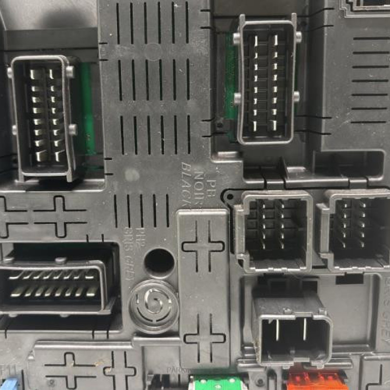 Boitier BSI CITROEN C4 PICASSO 1 Photo n°3