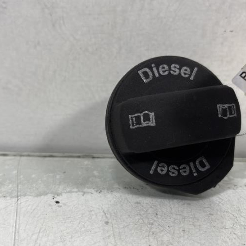 Bouchon de carburant VOLKSWAGEN GOLF 6 Photo n°1