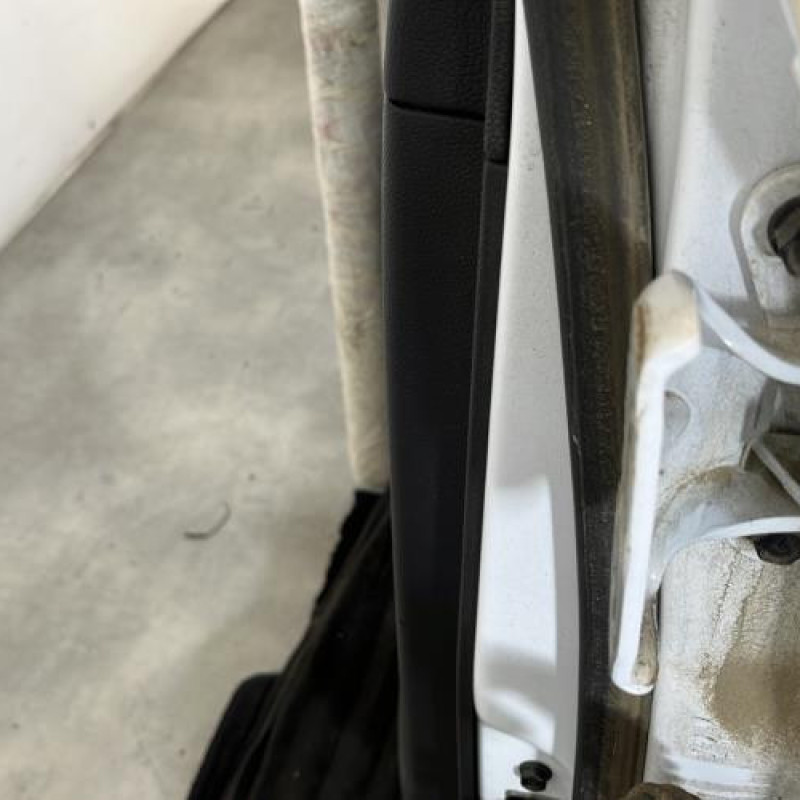 Porte arriere gauche KIA CEE-D 2 Photo n°4