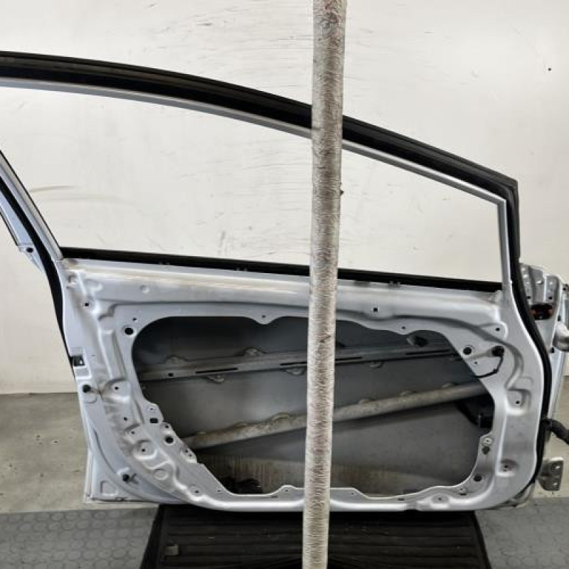 Porte avant gauche KIA CEE-D 2 Photo n°4