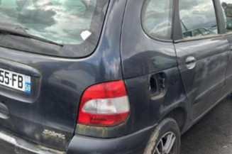 Pivot de moyeu avant gauche RENAULT SCENIC 1