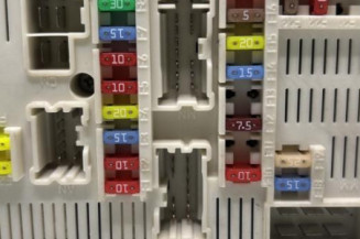 Boitier USM  RENAULT LAGUNA 3