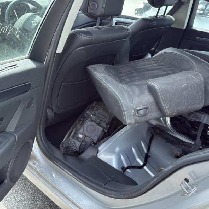 Calculateur moteur RENAULT LAGUNA 3 Photo n°13