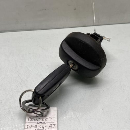 Bouchon de carburant PEUGEOT 807 Photo n°1